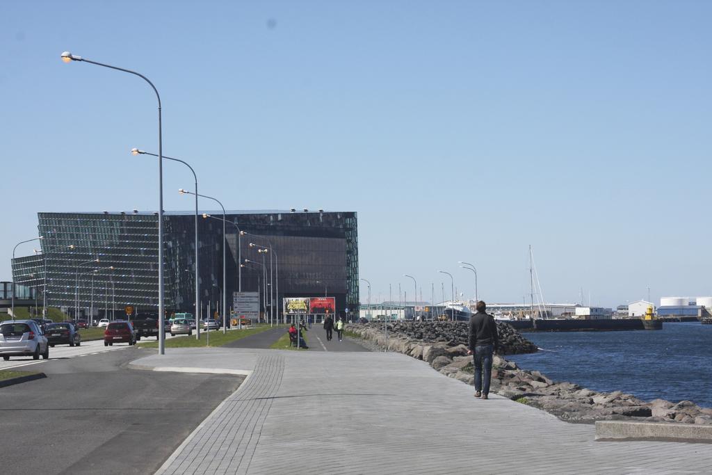Aurora Aparthotel